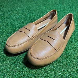 Born Malena Casual Flats - Woman's size 8.5M